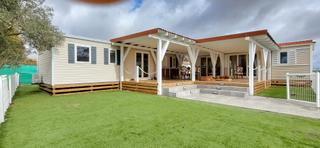 Terreno residencial  Autovía de castilla. Oportunidad única  terreno con instalaciones y viviendas junto a