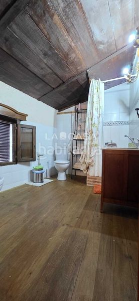 Foto 50079edd-af2c-47a2-89a5-d774b80f6436. Casa amb aparcament a Velliza