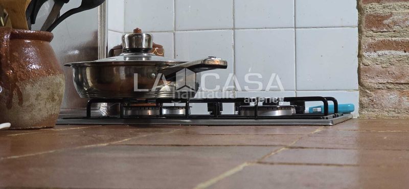 Foto d222848a-0f89-4d56-8307-e0717916db9d. Casa amb aparcament a Velliza