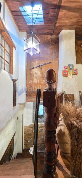 Foto daf6d9f7-e246-47f9-95ea-a2901c49c295. Casa amb aparcament a Velliza