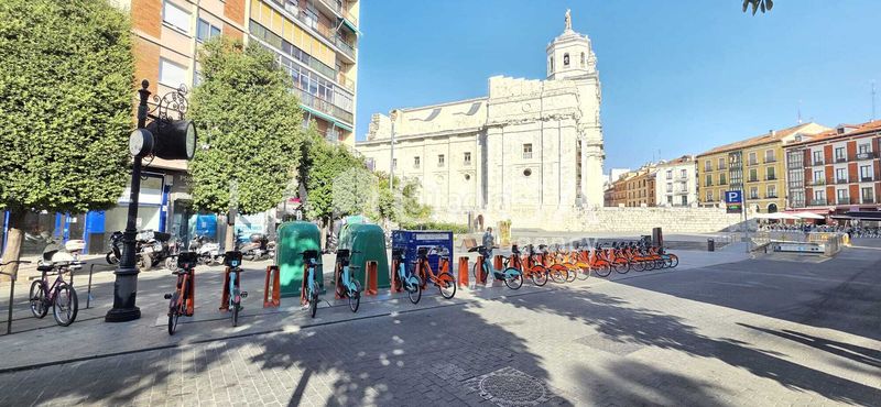 Foto 51a2bdbd-b2b6-44b3-a43b-6fc55e2f316e. Pis amb calefacció a Centro Valladolid