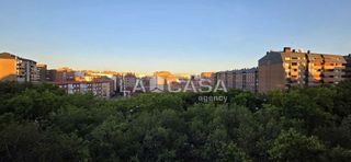 Pis  Paseo de zorrilla. Piso exterior con gran balcón y vistas al paseo zorrilla