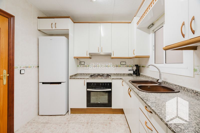 Foto e17d5b24-d08e-4ca1-80db-f4cc67ae9b24. Etagenwohnung in Castell-Poble Vell Castelldefels