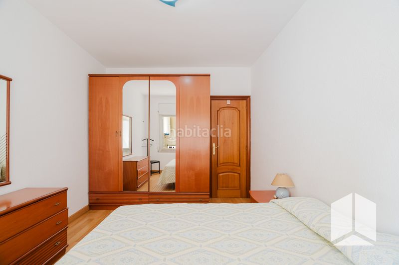 Foto e8d6afef-14c5-4552-8d8b-8241fe5fc9f5. Etagenwohnung in Castell-Poble Vell Castelldefels