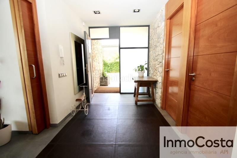 Foto efca17ad-1ae9-4635-9e0c-6183e2858f41. Casa en urbanització nord castell preciosa casa de alto standing , girona. en Cervià de Ter