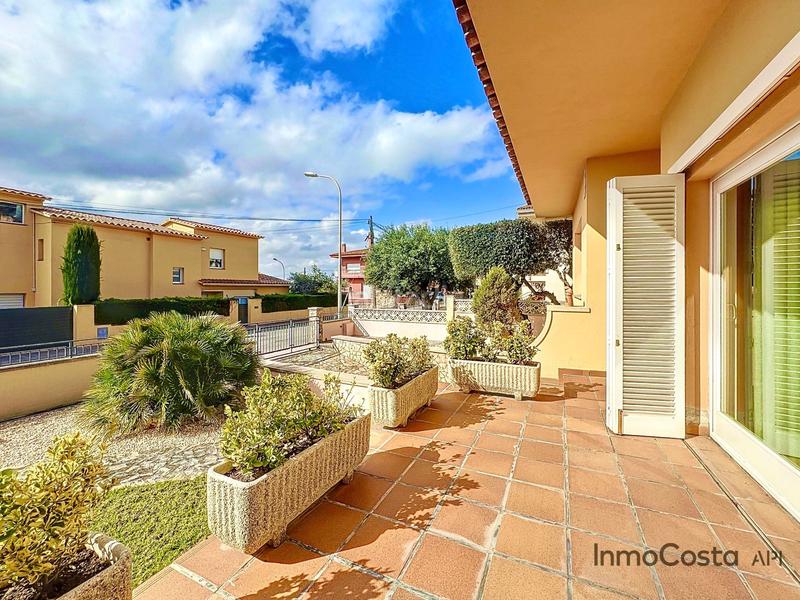 Foto dad44e8b-28c7-4c5b-bcfe-58bf70ea738f. Casa in santa caterina 101 in Torroella de Montgrí