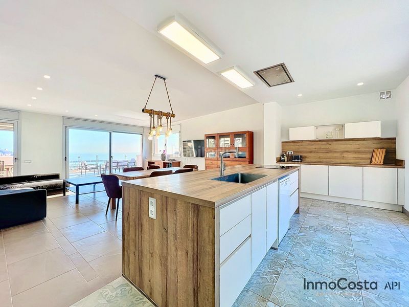 Foto 7c02437c-c2d9-4700-a2b3-9c36d0449385. Casa a carrer barcelona 83 a l´Estartit poble Estartit