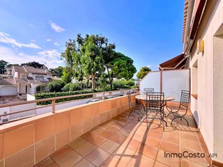 Appartement in Carrer de josep pla 2. Apartament d�plex en venda a la fosca, palam�s