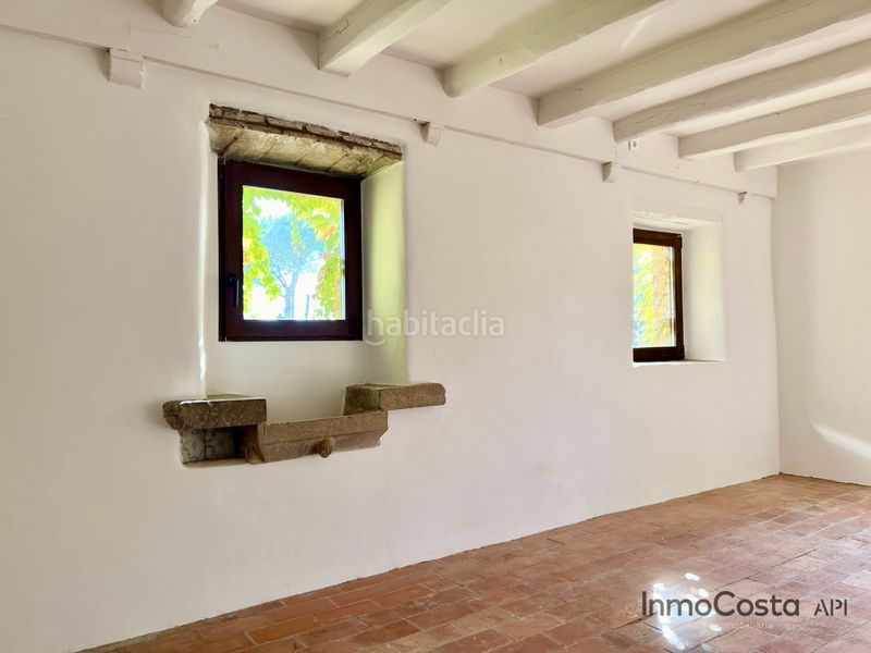 Foto f59add5b-87ec-4646-9103-d767ea01524d. Masia a carrer taravaus 8 a Vilafant