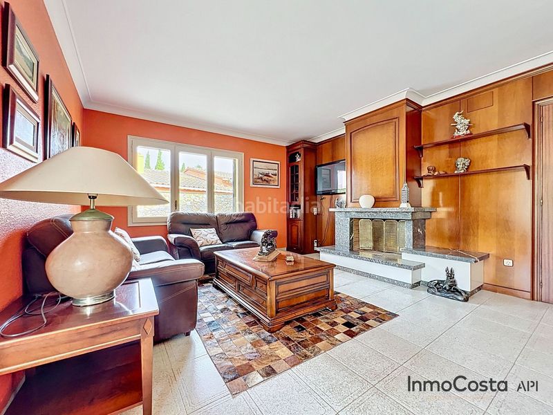 Foto 93ed8d41-3f6a-47be-9fb1-76e2b95e9a1a. Casa a mas marquès 19 a l´Estartit poble Estartit