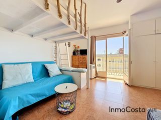 Estudio en Avinguda gr�cia 27. Estudi llumin�s amb terrassa a l�avinguda gr�cia, l�estartit