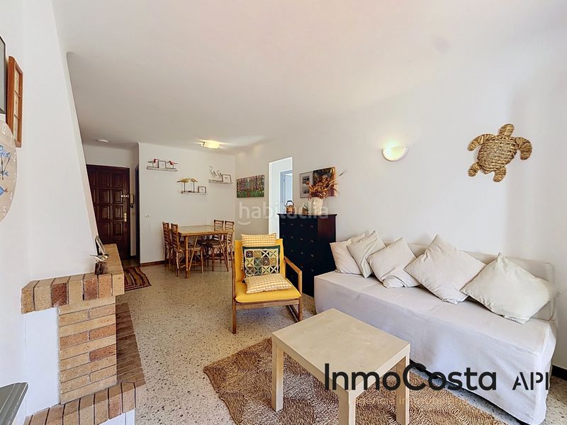 Foto bcfbd323-989a-457a-99e8-5fce5bbeb996. Apartament amb xemeneia a Els Griells Estartit