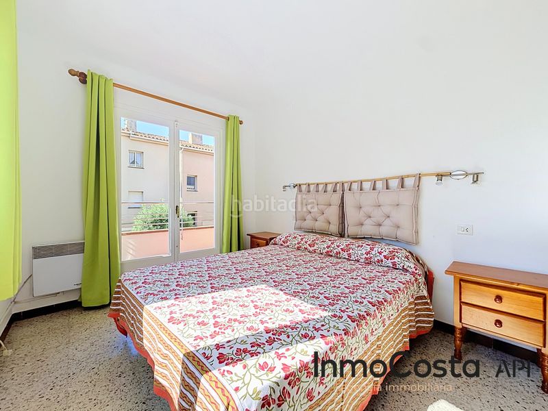 Foto fcd42550-a51f-4369-986c-647db7e00dc4. Apartament amb xemeneia a Els Griells Estartit