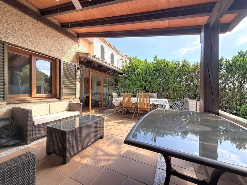Foto 1e07ea11-4a68-4c6a-b58f-96c730377426. Semi detached house in passatge dublín 20 in Torre Vella - Torre Gran - Les Dunes Estartit