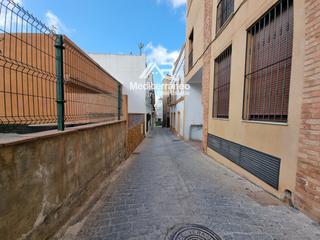 Aparcament cotxe  Calle villar. Garaje en vera y con 28 m2.