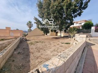Terreny residencial  Calle constelación. Se venden en conjunto dos parcelas urbanas de 180m2 cada una, si