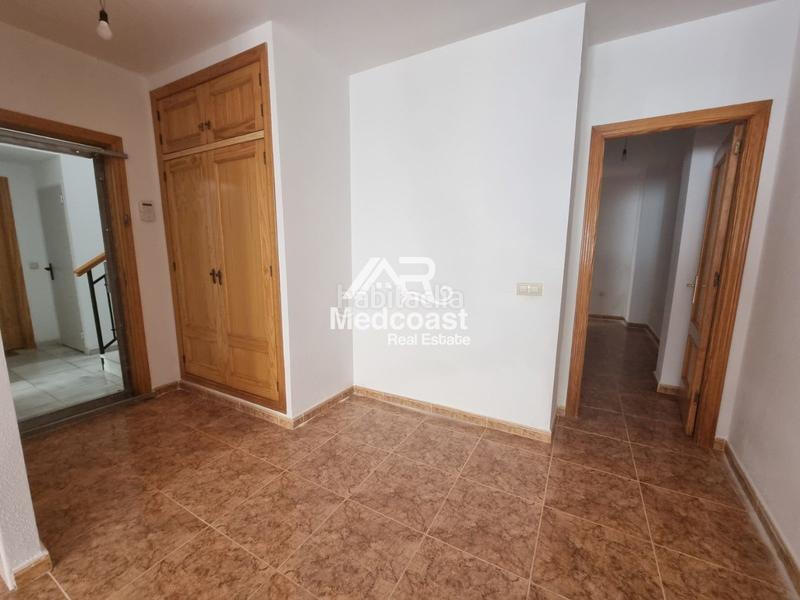 Foto 5e35fc77-b39e-4a84-b3d2-2c72630a90c9. Pis a Olula del Río