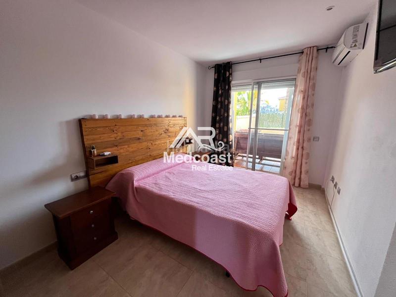 Foto f6de0a46-d67f-4815-9c31-a302901575c0. Rent flat with parking pool in Las Salinas Vera