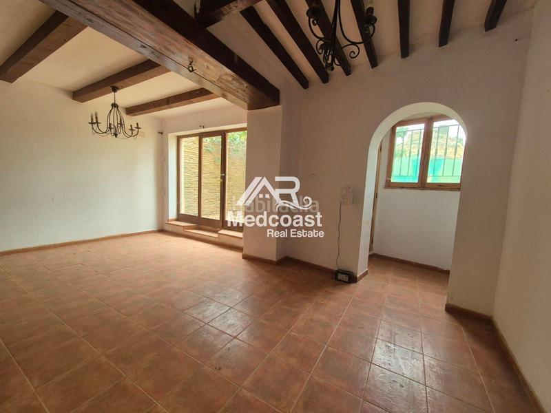 Foto 6e455c62-ddcd-4a62-b6c9-2ff97282bff4. Casa adossada amb aparcament a Antas
