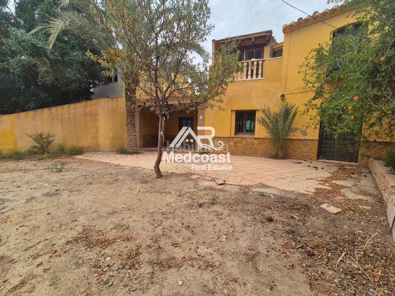 Foto 7160d20c-a102-417f-8eec-85aa15bff1a1. Casa adossada amb aparcament a Antas
