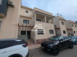 Dplex  Almanzora. Triplex de 4 dormitorios y garaje  en tjola.
