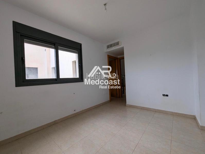 Foto f6f67be4-6a69-407b-b85f-24f57834d603. Dúplex amb aparcament a Tíjola