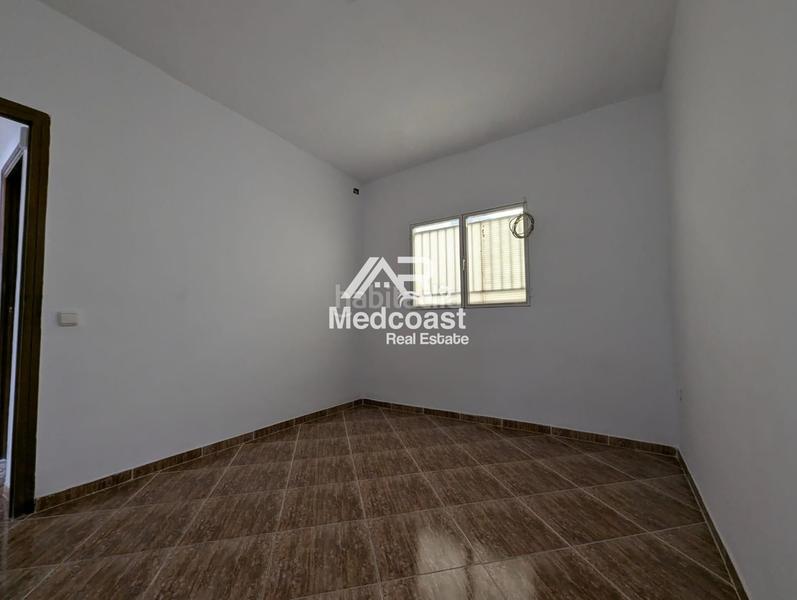 Foto e5ea2b0f-44c0-4ae7-8524-7ed67a86ddd9. Piso casa en primera planta en Olula del Río