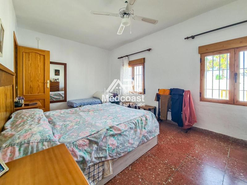 Foto 8fa78ebb-3aa8-46ed-a117-7f7ee050bdb7. Reihenhaus mit parking in Las Marinas - Pueblo Laguna Vera