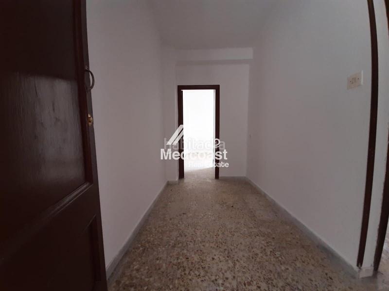 Foto 0acb8d77-8c2e-4d5e-86db-78820c46d795. Pis a Macael