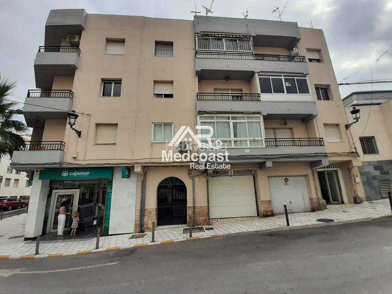 Foto 1bf0ff8c-b669-4c27-989f-d031f05bbd88. Pis a Macael