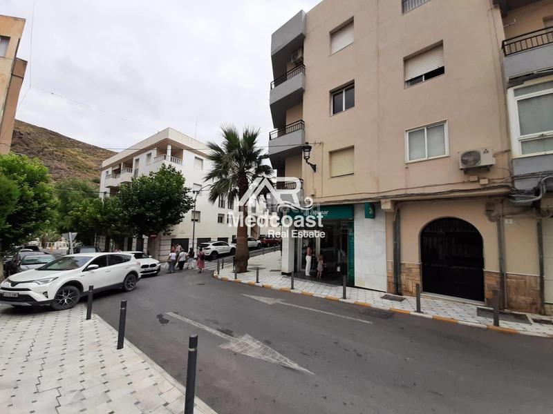 Foto a9106fa8-b020-4f8c-9f22-3f89c7c89db1. Pis a Macael