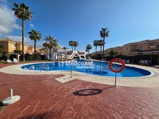Appartement  Juan sebastian elcano(ma). Encantador apartamento en planta baja con jardín privado en urba