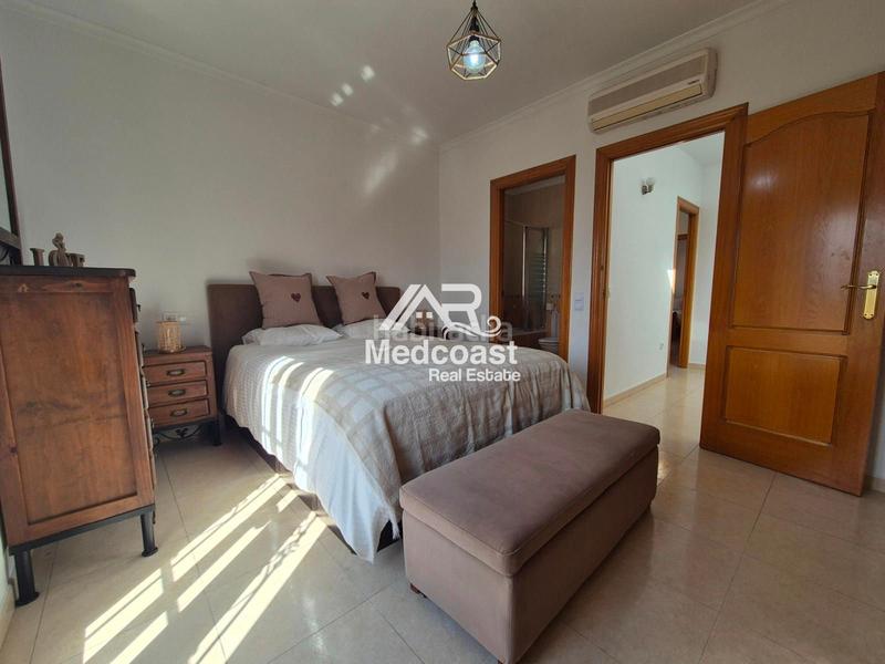 Foto c9095b75-3d1c-42da-8a82-bf31a678af1e. Zweistöckige wohnung mit parking in Vera ciudad Vera