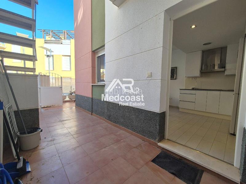 Foto c02bb6bb-0de3-4a51-bcf9-98560ec43c86. Appartamento con parcheggio piscina in Las Marinas - Pueblo Laguna Vera