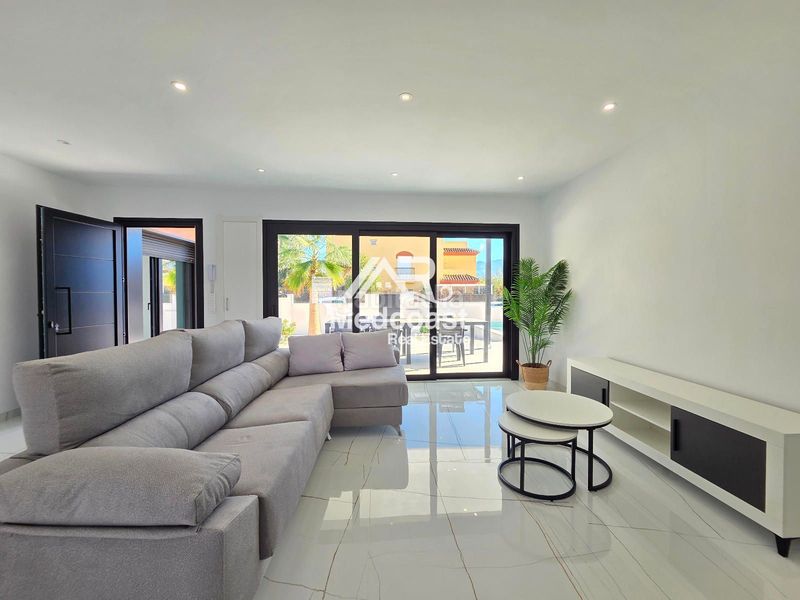 Foto 5b34423f-2693-490b-9a5a-d59687cd60fb. Xalet amb aparcament piscina a Gallardos (Los)