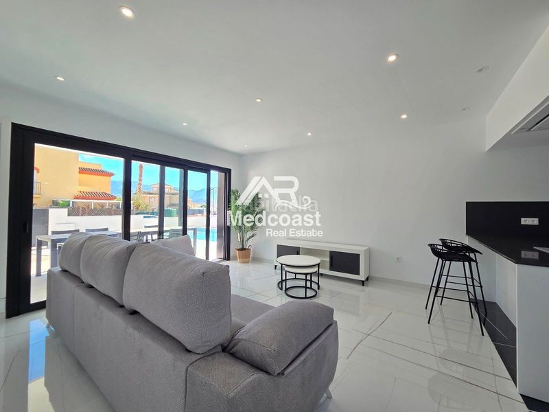 Foto ec9bdf90-4a33-42f7-a1aa-9b15b6d83604. Xalet amb aparcament piscina a Gallardos (Los)