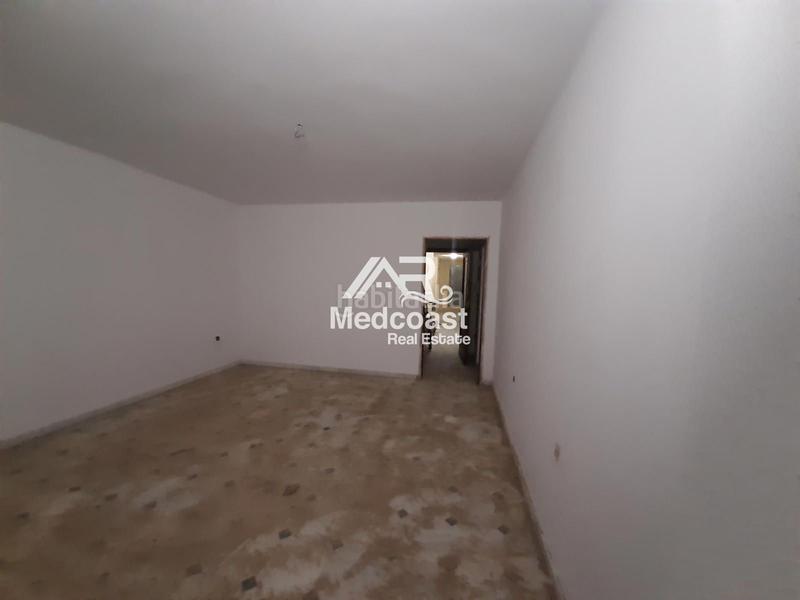 Foto 37c20ef9-d000-41c6-94b1-f22de2ddd35e. Pis a Macael