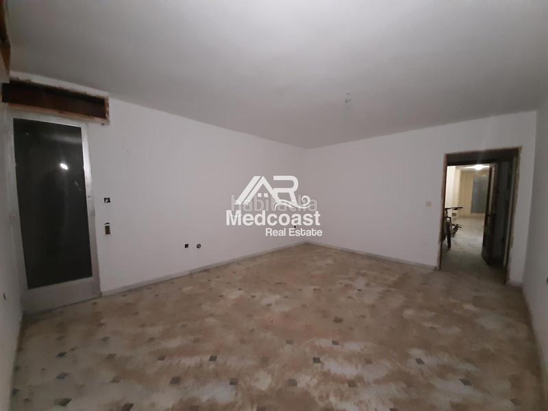 Foto 4057bd80-2bc7-4b28-a6cb-5100d3d313c6. Pis a Macael