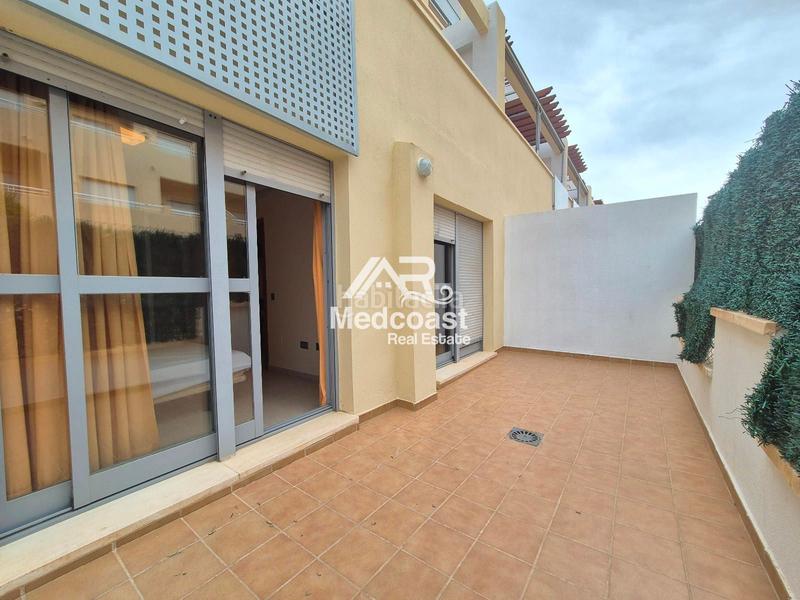 Foto 70faab88-23e4-4666-a613-57bae738e18d. Piso apartamento en planta baja con gran terraza en complejo turístico marina rey playa en Vera