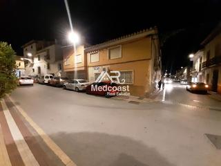 Casa adossada  Romero. Amplia casa adosada de dos plantas en cantoria