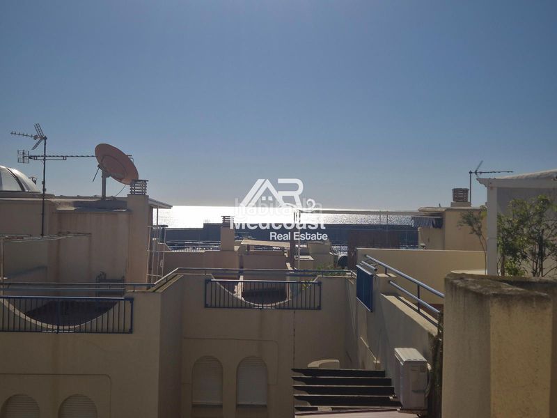 Foto 2182f387-bb23-46cf-b15d-c7c7a6303684. Àtic amb piscina a puerto de Garrucha Garrucha