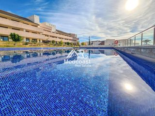 Appartamento  Del mulhacen. Exclusiva vivienda en residencial aralia, valle del este golf  r