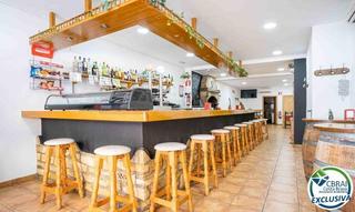 Business premise in Els Grecs-Mas Oliva. En venta bar