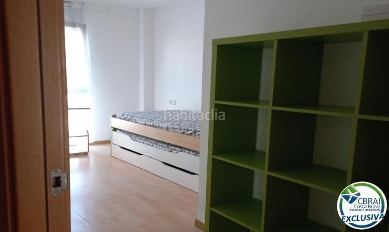 Foto 07c48fbf-988d-44d5-a01d-a0692df19c76. Apartamento  bajo con parking y piscina comunitaria en Empuriabrava