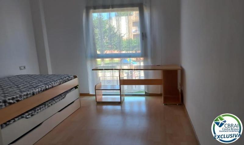 Foto 99ae0fd8-a3f4-4eb0-9762-fe77e0d57bdc. Apartamento  bajo con parking y piscina comunitaria en Empuriabrava