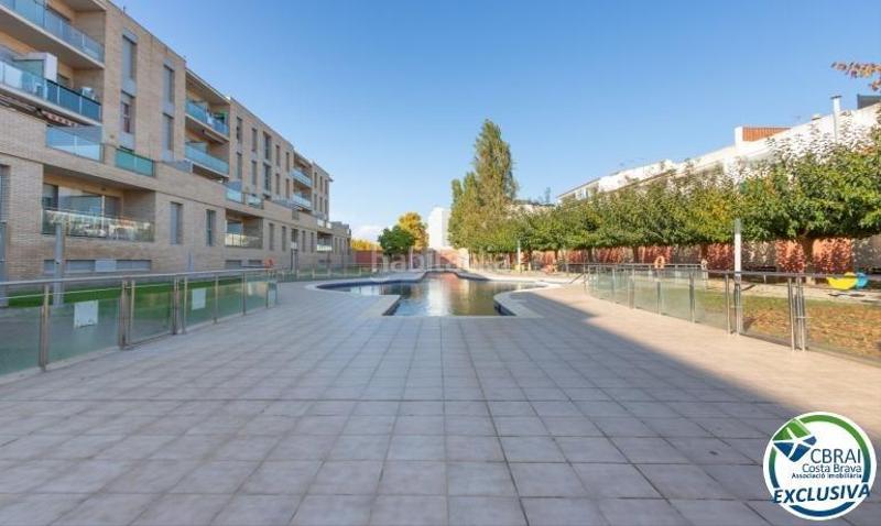 Foto 9ecfa477-6948-458a-9300-1181bd7f5de4. Apartamento  bajo con parking y piscina comunitaria en Empuriabrava