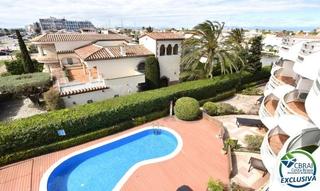 Edifici a Salins - Cavall de Mar. Exclusivo complejo de seis casas con amarre en primera línea de