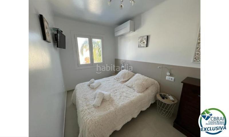 Foto 07d4483e-93cc-45ad-874e-b5f45757d293. Casa con parcheggio piscina in Cap Ras - Creus - Falconera Empuriabrava