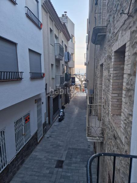 Foto e224726b-9ff0-495e-bb84-60ace04962c4. Dreistöckige wohnung in Centre Roses