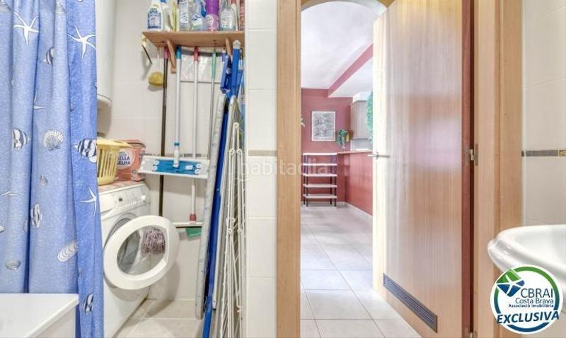 Foto e1bc8f25-655c-41e4-a3a4-60f77302120a. Apartamento  en Salatar con vista parcial al mar, gran terraza y aparcamiento privado. en Roses